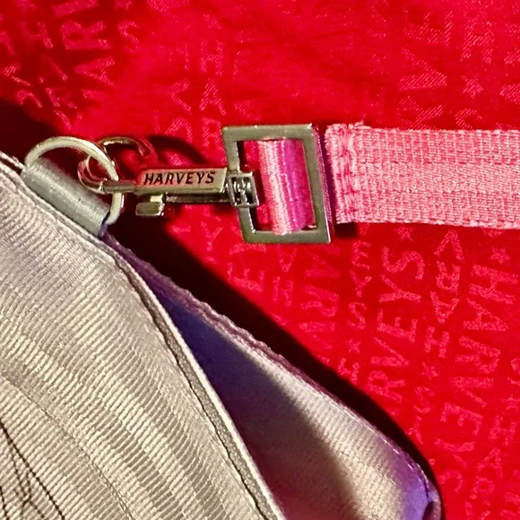 Harveys X Disney Couture Collection - Tinker Bell Clutch RARE LIMITED RELEASE - Picture 5 of 10